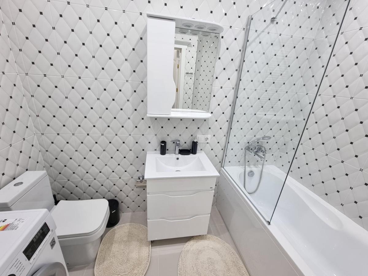 Tourist Grand Apartments Ultracentral Chisinau Luaran gambar